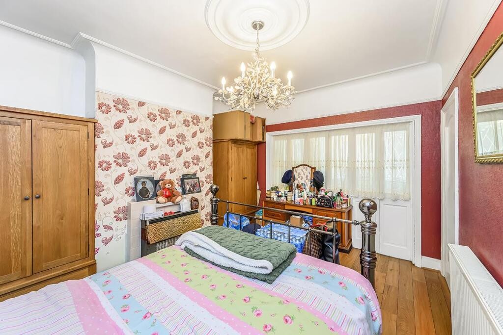 Old Church Road, London image 13