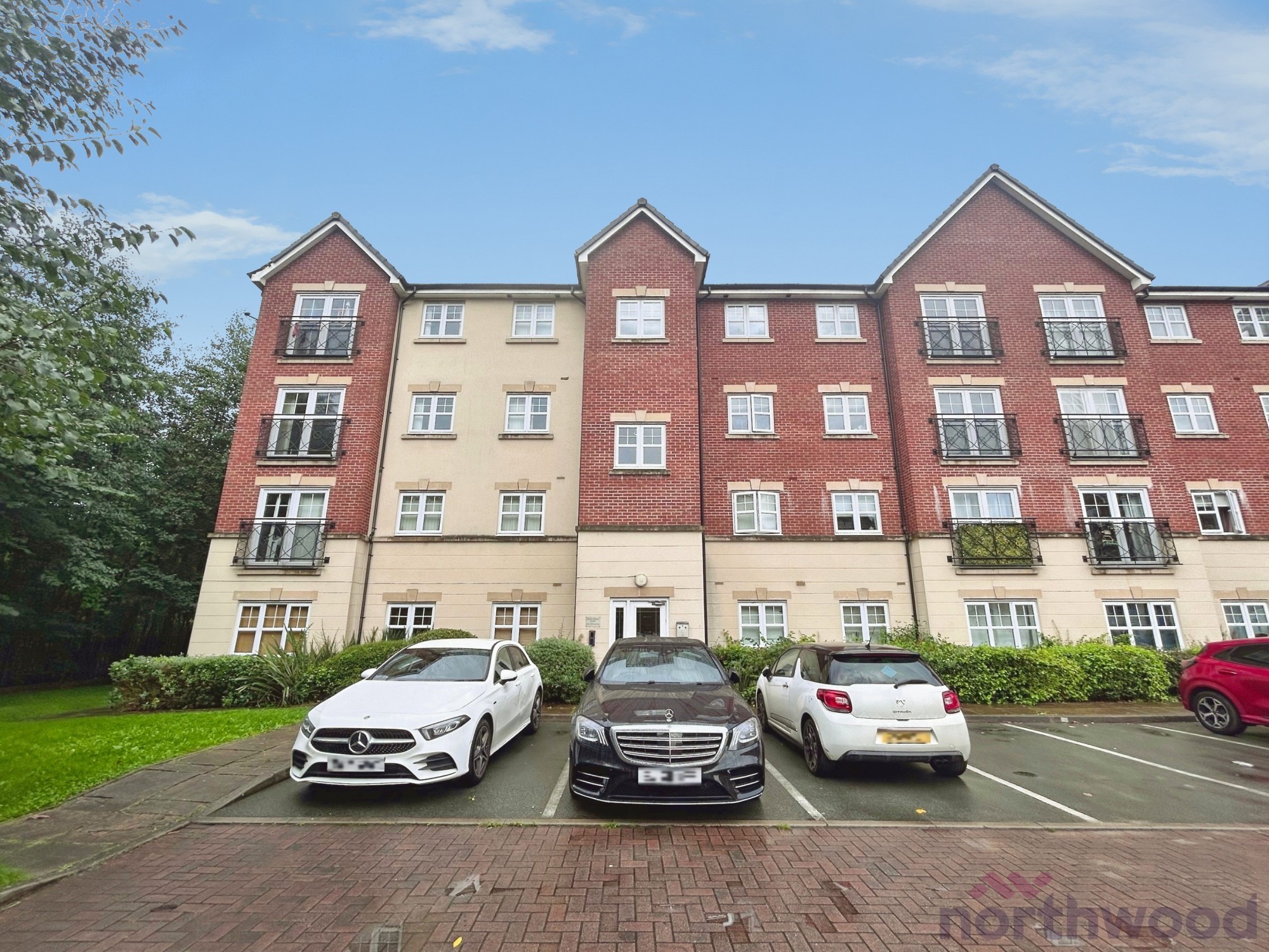 Astley Brook Close, Bolton, BL1 image 1