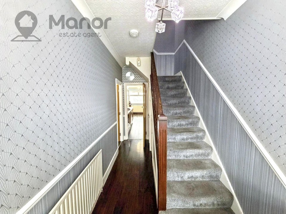 Westrow Drive, Barking, IG11 9BS image 7