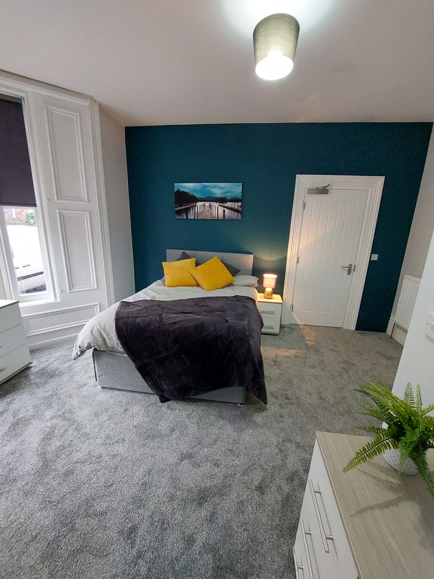Room 1 image 5