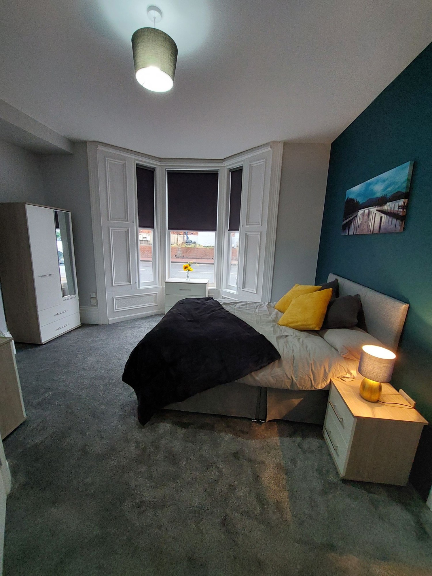 Room 1 image 9