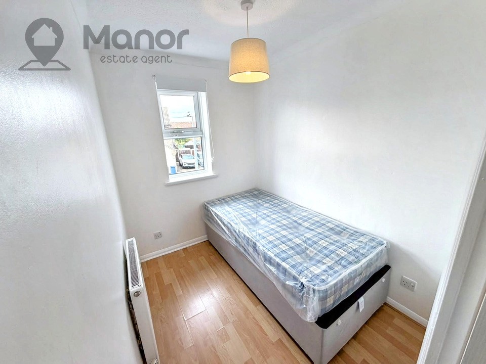 Parker Avenue, Tilbury, RM18 8JA image 15