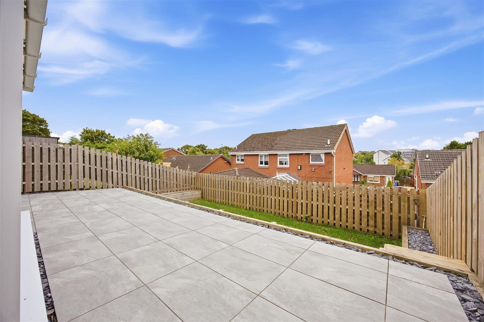 Lochview Crescent, Hogganfield image 21