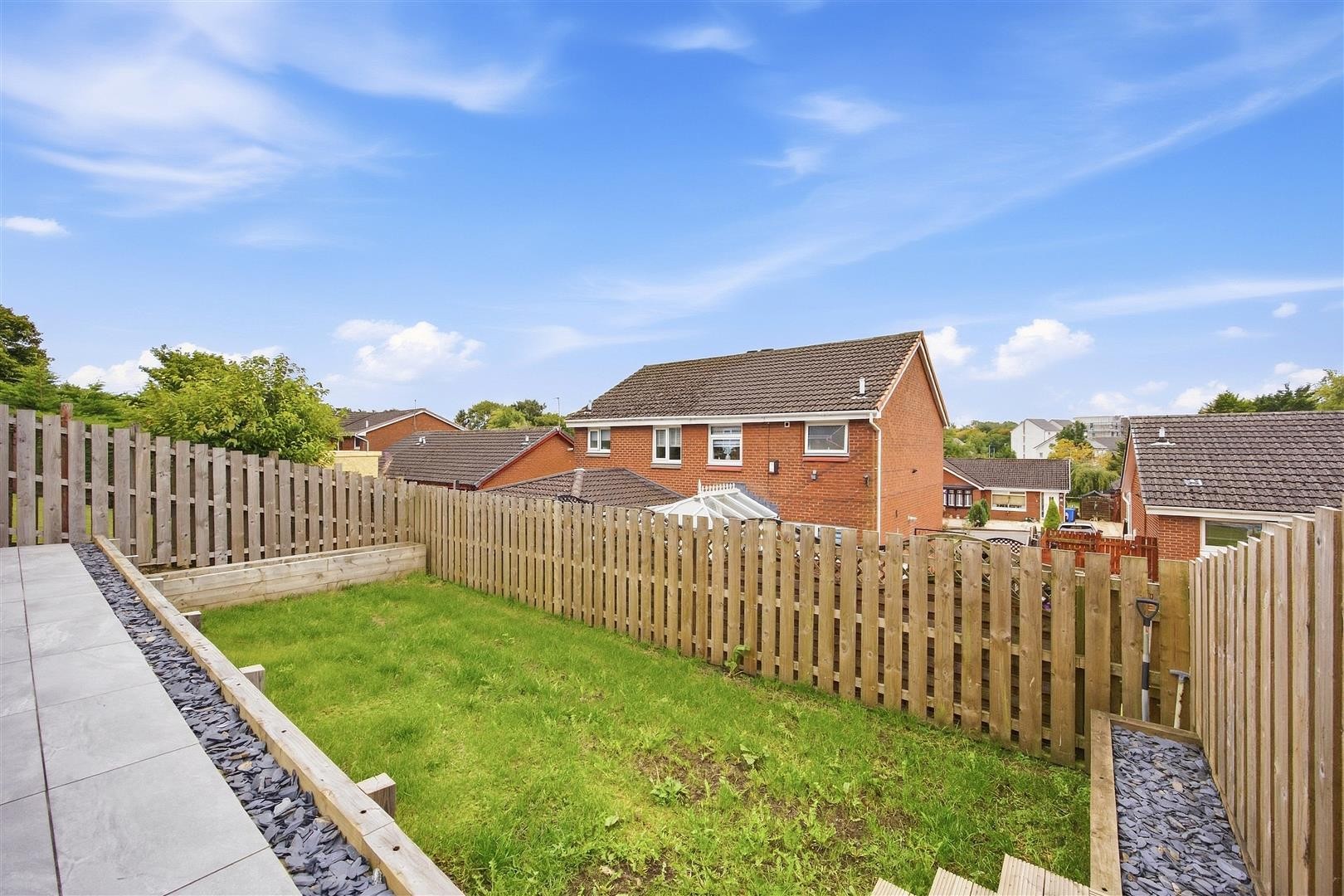 Lochview Crescent, Hogganfield image 24