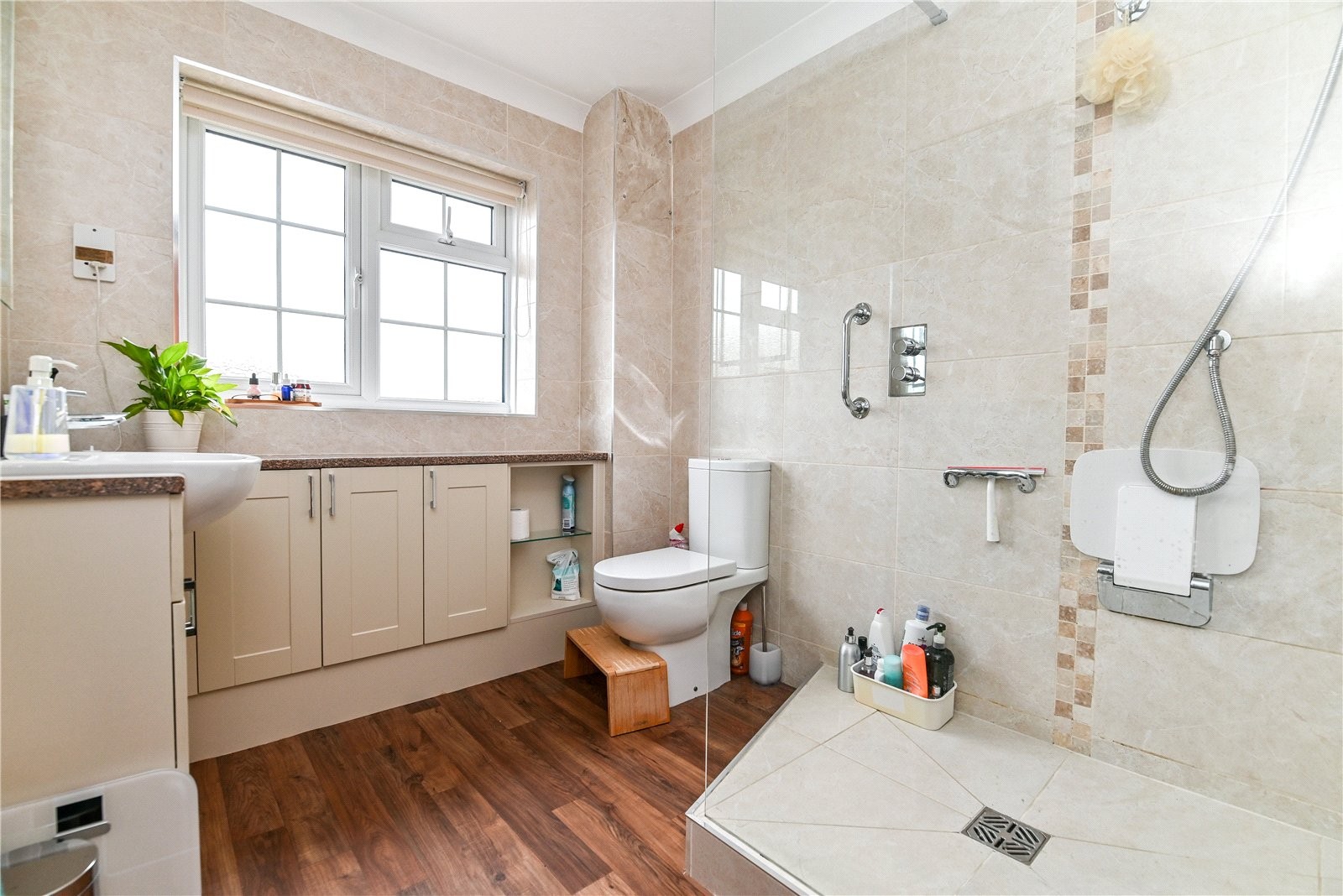 Dolphin Place, Barton on Sea, New Milton image 7