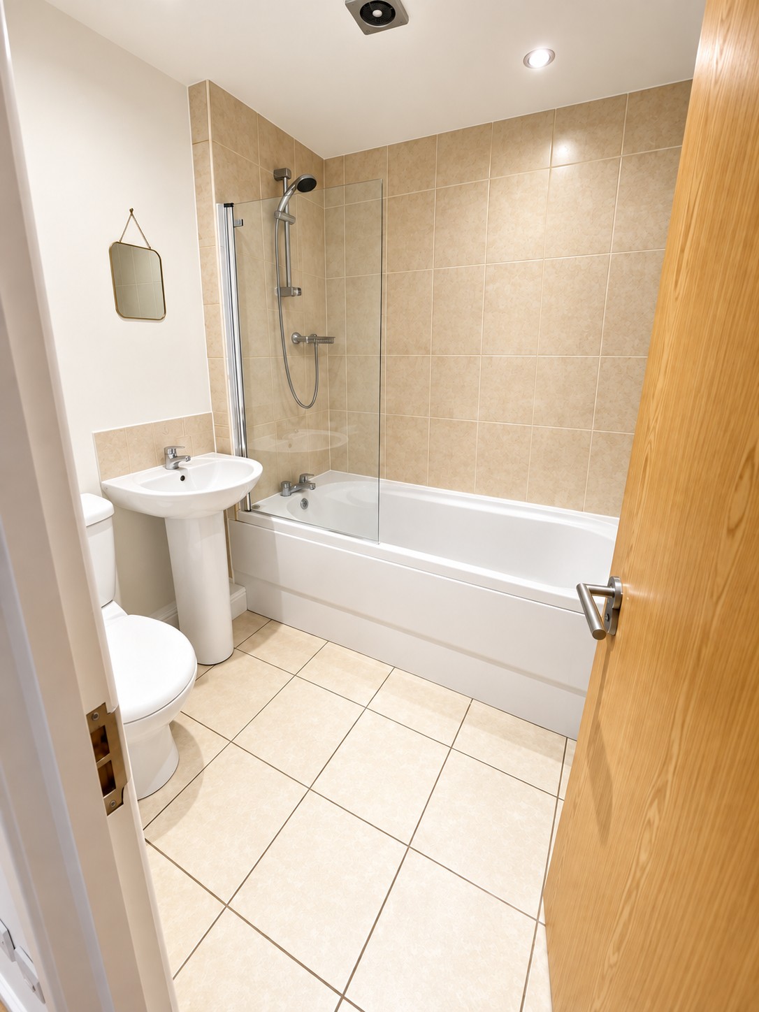 Flat 4 Ecclesall House, Ecclesall Road image 6