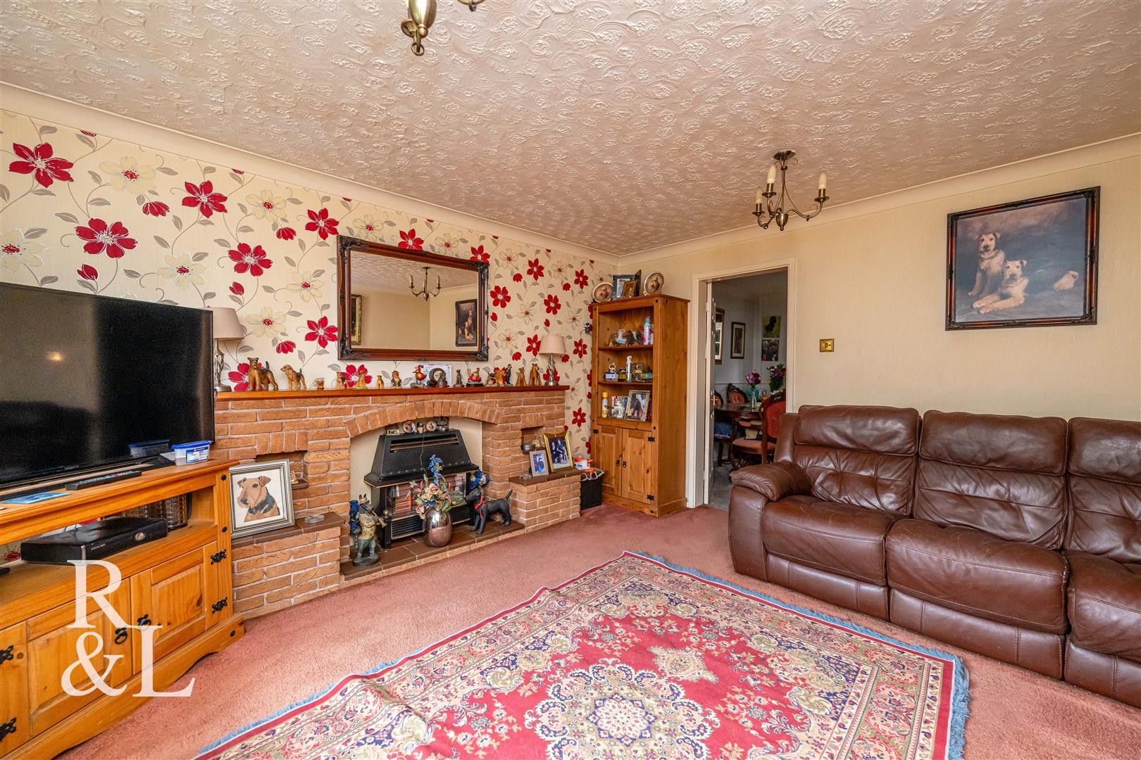 Tutbury Avenue, Perton, Wolverhampton image 6