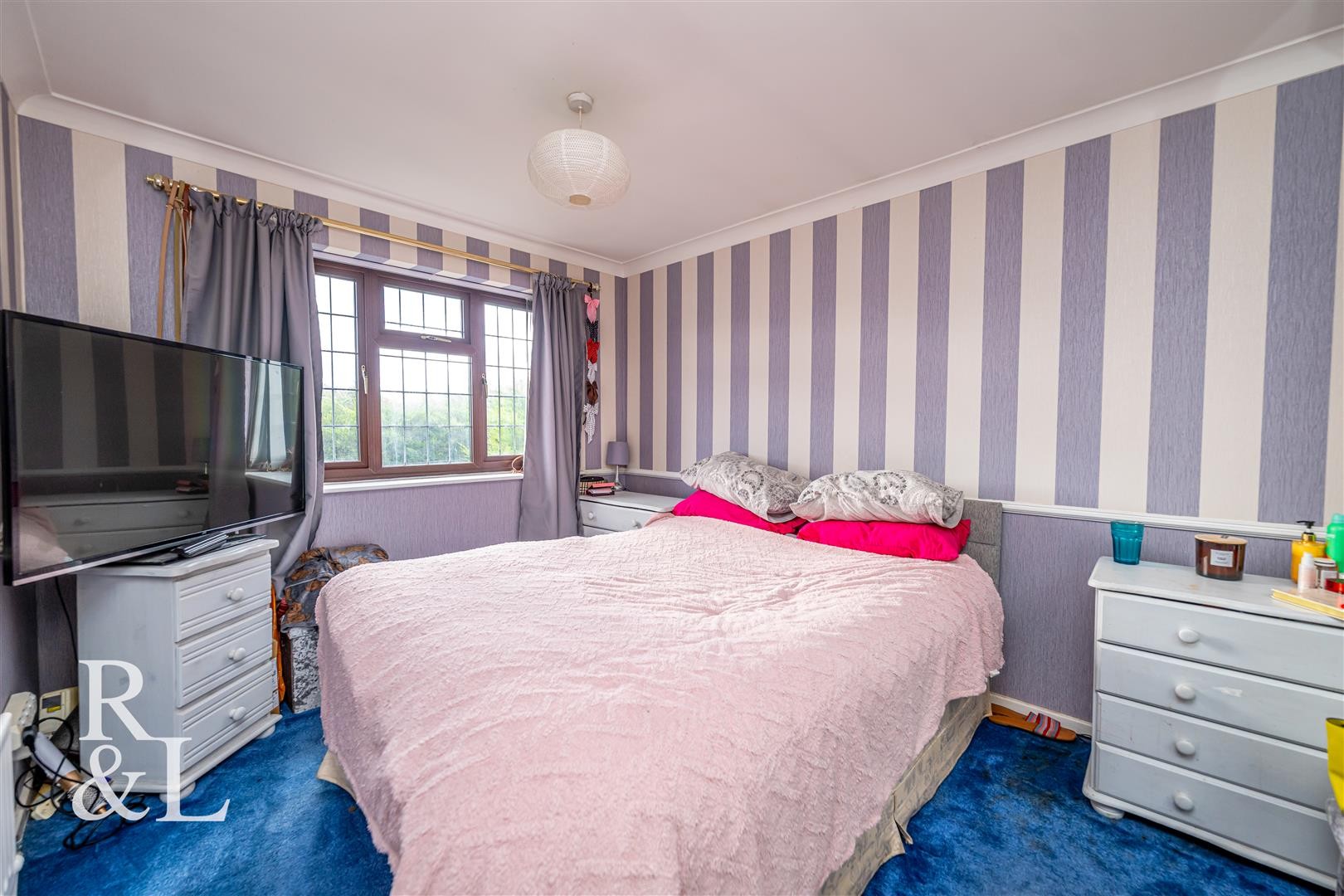 Tutbury Avenue, Perton, Wolverhampton image 7