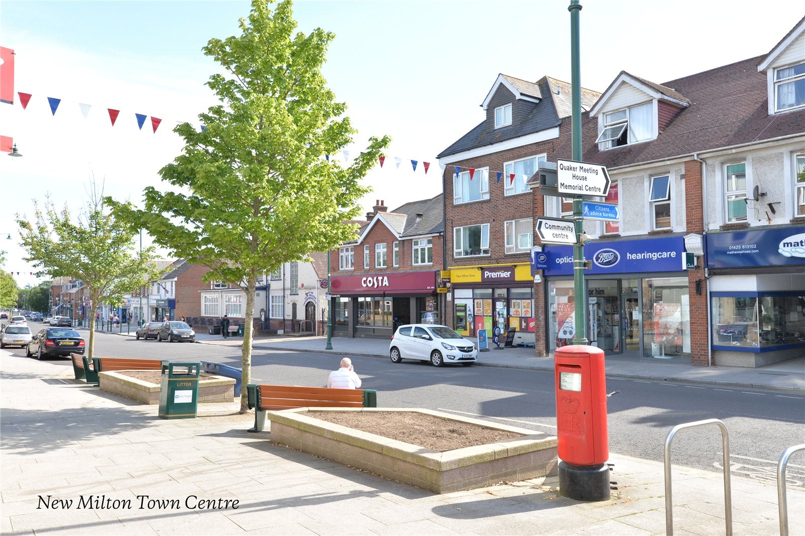 Manor Road, New Milton, Hampshire image 12