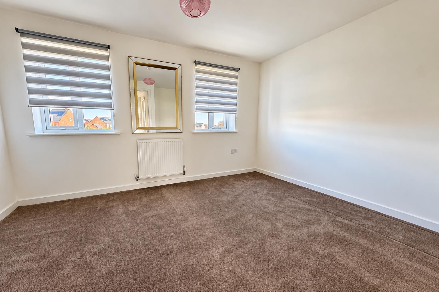 CHAIN FREE - Woodpecker Drive, Rothwell, Kettering image 12