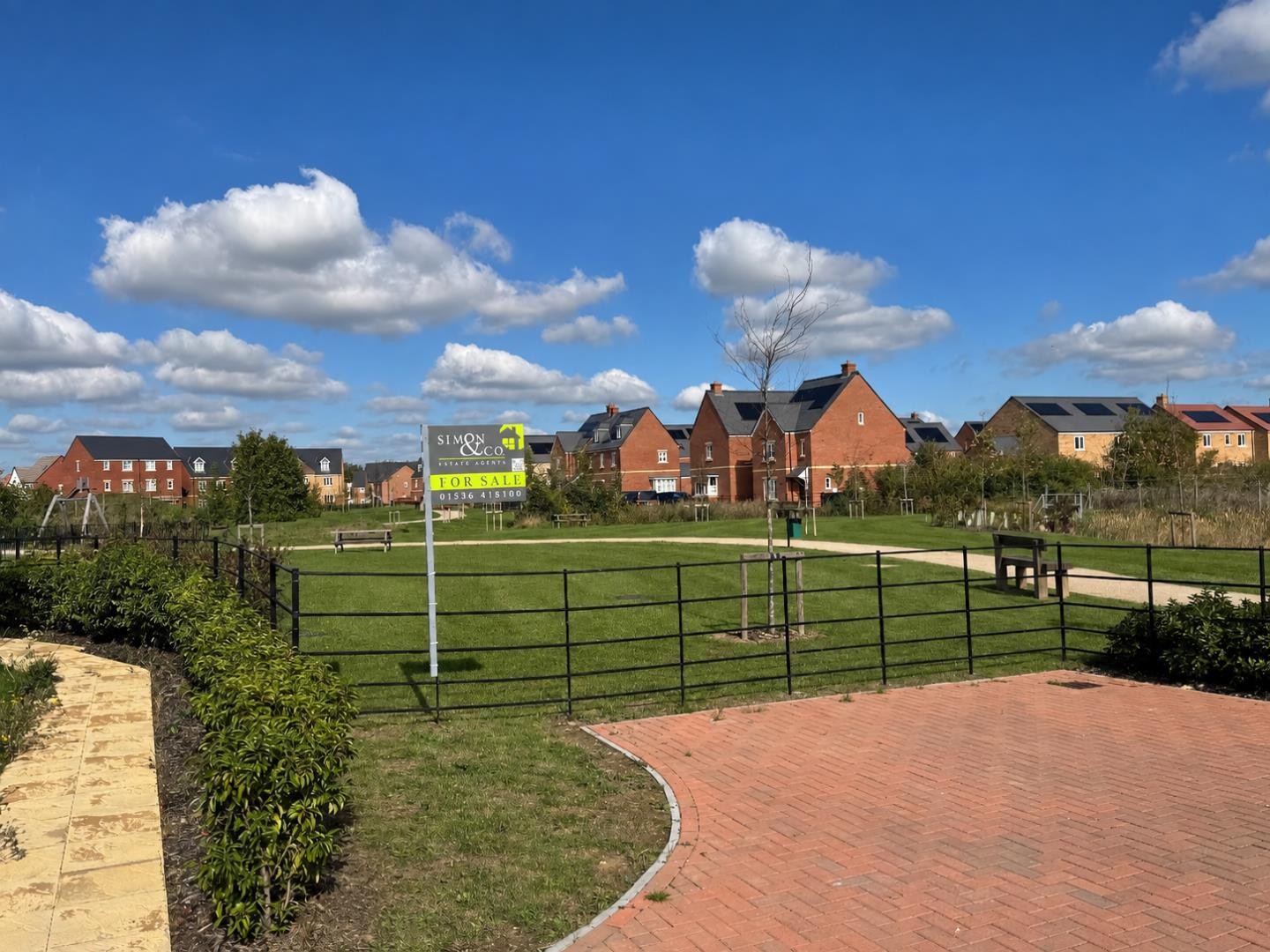 CHAIN FREE - Woodpecker Drive, Rothwell, Kettering image 17
