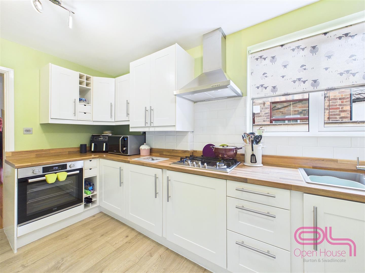 Mear Greaves Lane, Burton-On-Trent image 12
