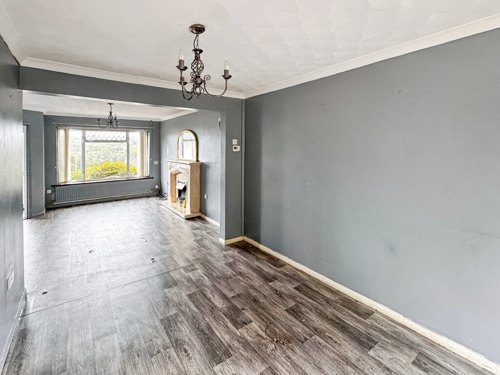 Westwood Drive, Treharris image 5