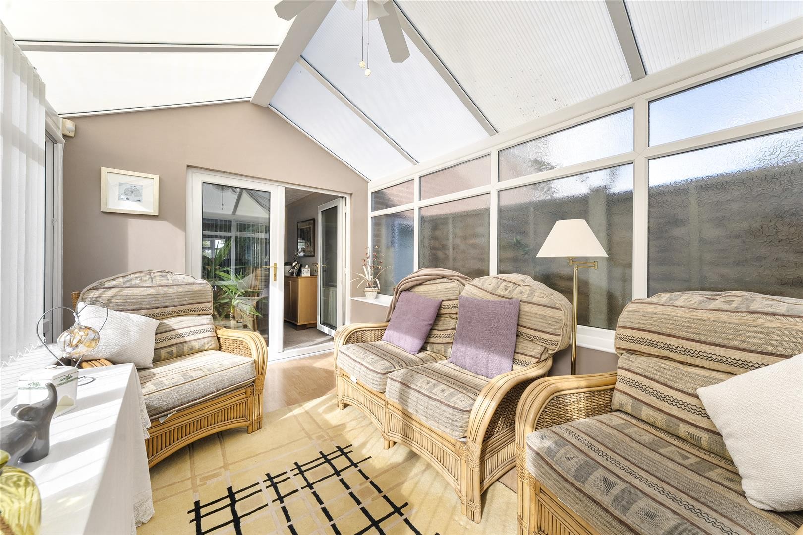 Greenacre Park Rise, Rawdon image 11