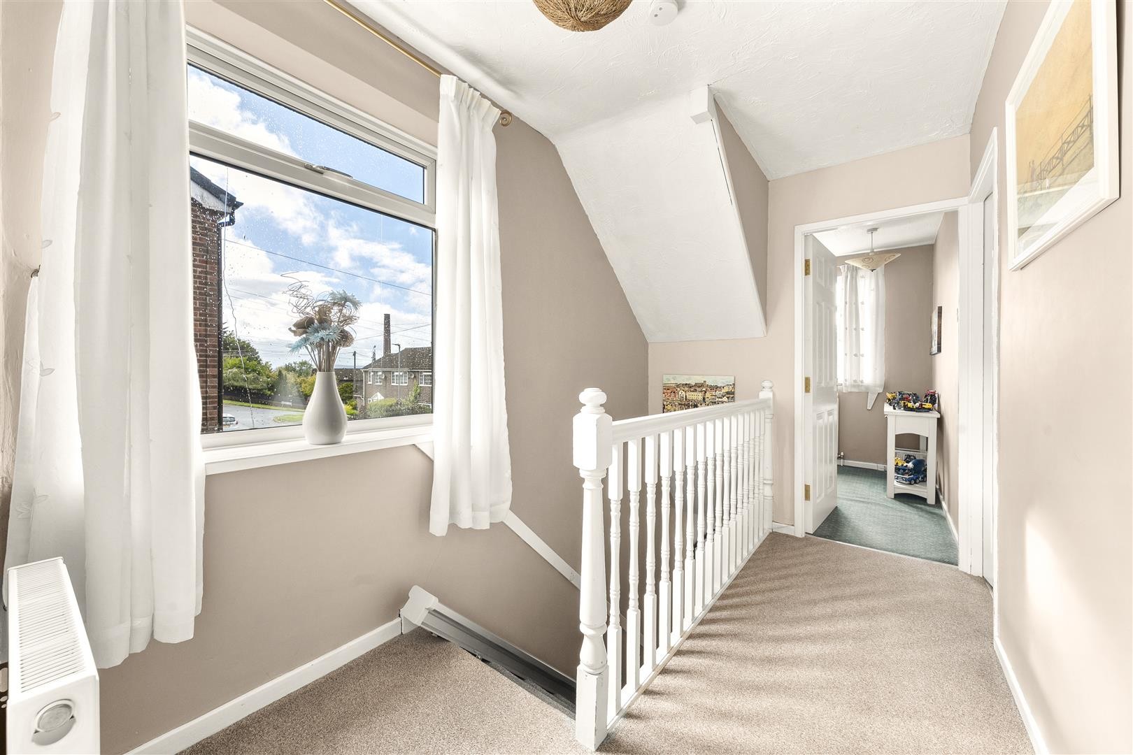 Greenacre Park Rise, Rawdon image 12