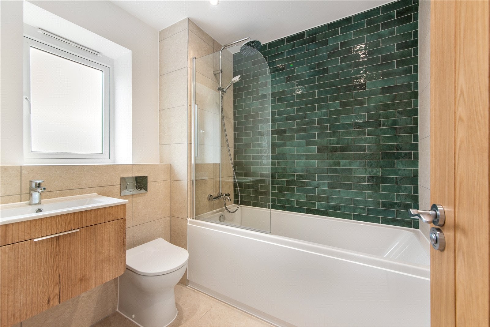 Alcester Road South, Kings Heath, Birmingham image 27