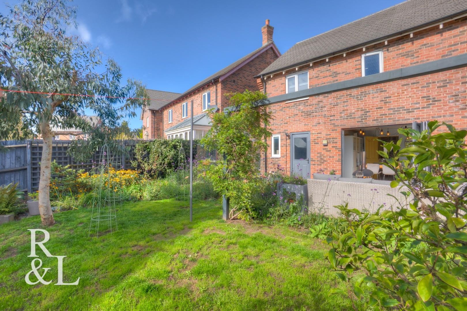 Spring Avenue, Ashby-De-La-Zouch image 30