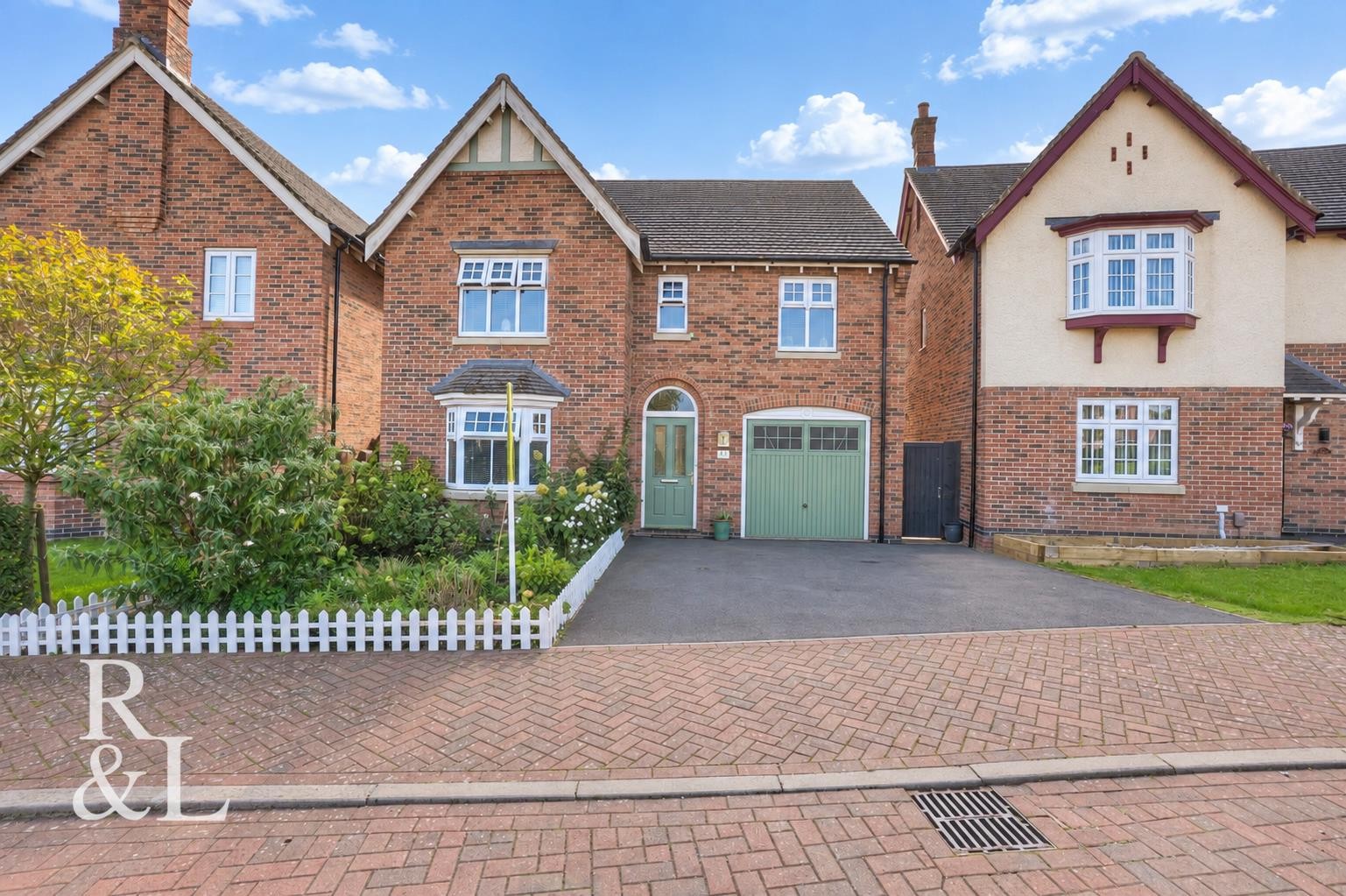 Spring Avenue, Ashby-De-La-Zouch image 1
