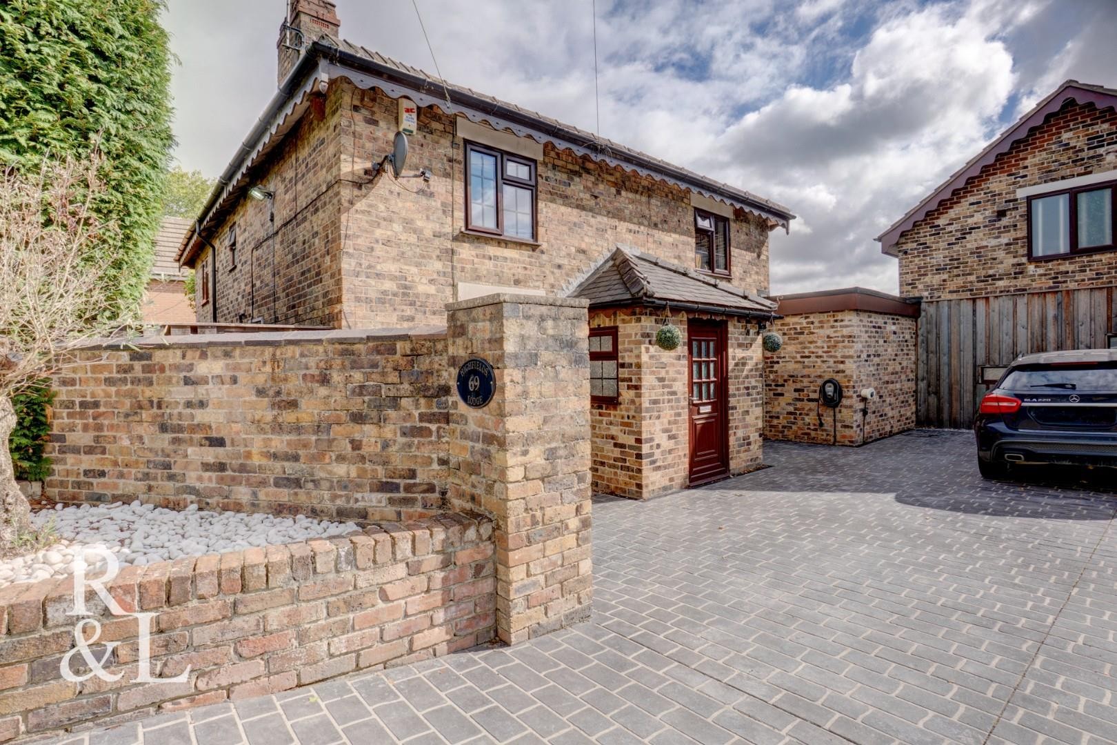 Occupation Road, Albert Village, Swadlincote image 1