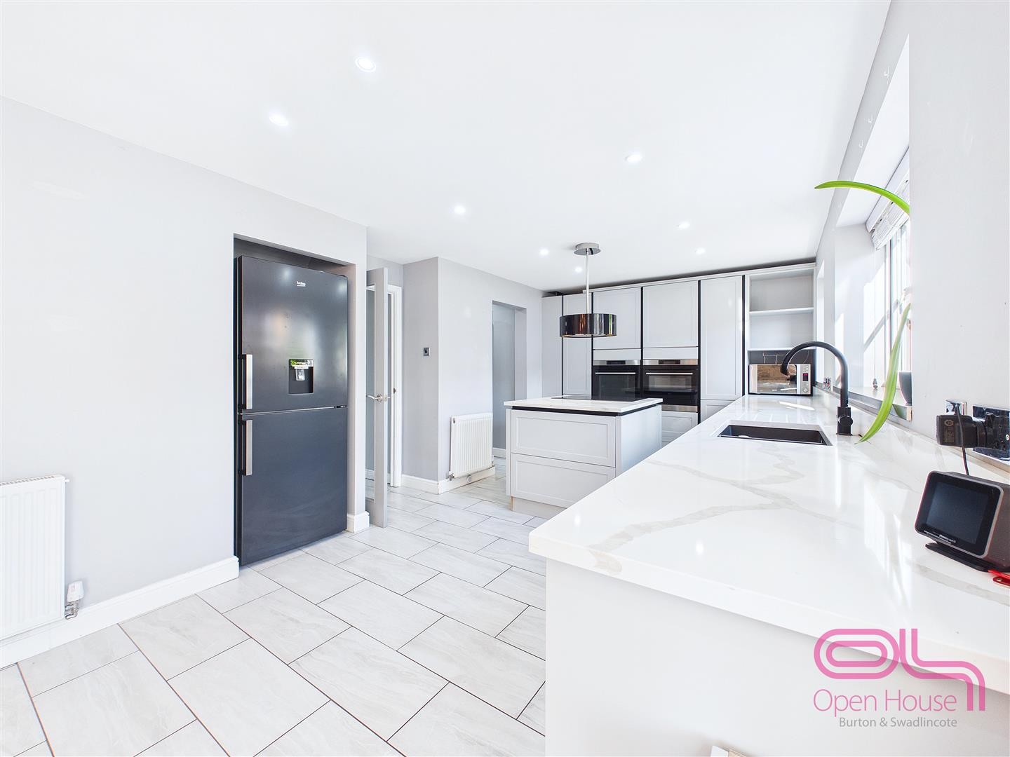 Bryony, Branston, Burton-On-Trent image 10