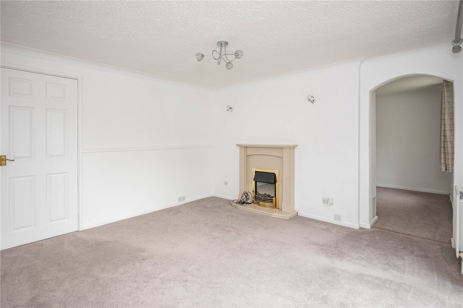 Mercia Close, Bromsgrove, Worcestershire image 5