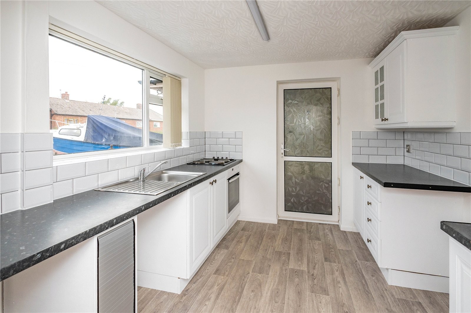 Mercia Close, Bromsgrove, Worcestershire image 7