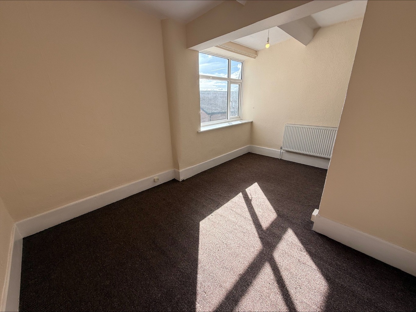 Heathfield, Bingley, BD16 image 4