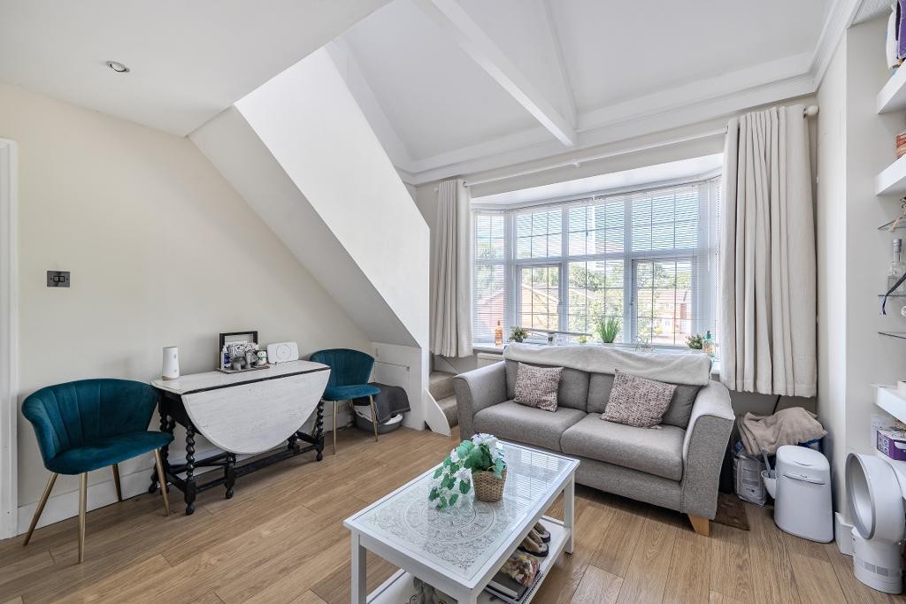 9a Limpsfield Road, Sanderstead image 2