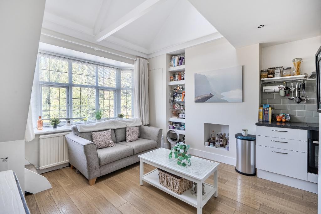 9a Limpsfield Road, Sanderstead image 4