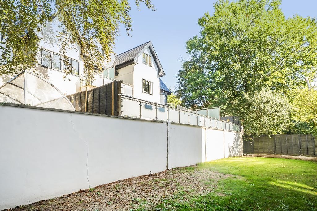 West Hill, South Croydon image 19