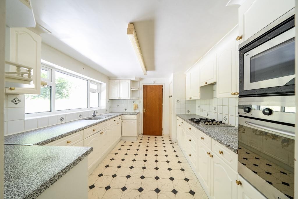 Purley Oaks Road, Sanderstead image 3