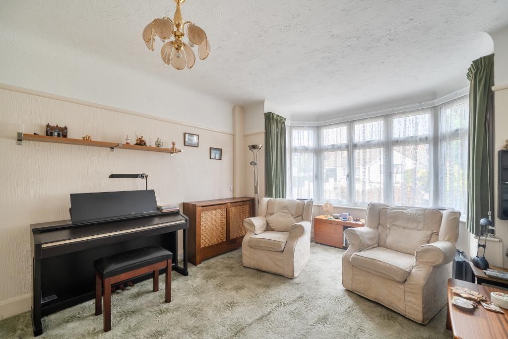 Cranleigh Gardens, South Croydon image 4