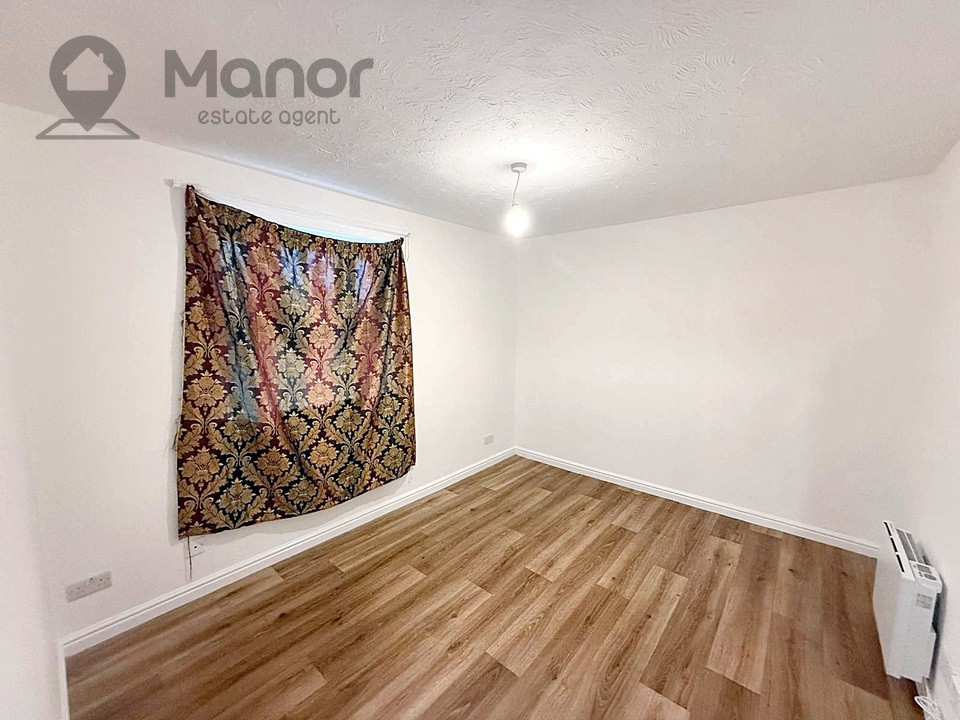 Rose Court, Bluebell Way, Ilford, IG1 2LN image 6