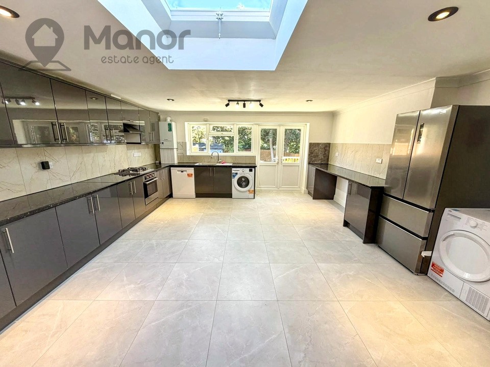 Cardinal Drive, Hainault, IG6 2SJ image 1