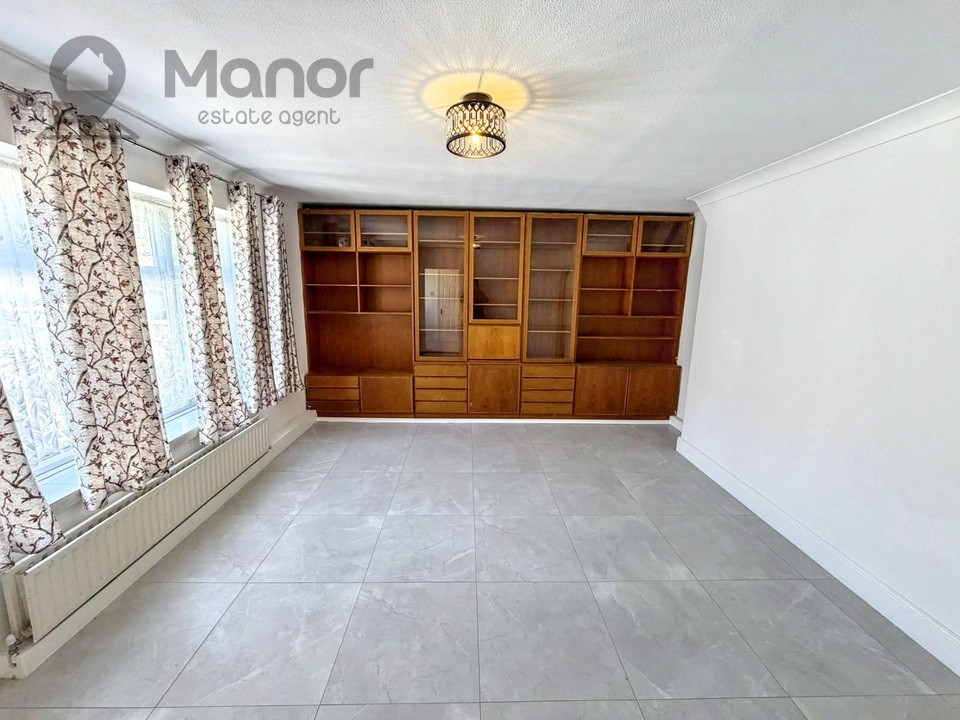 Cardinal Drive, Hainault, IG6 2SJ image 2