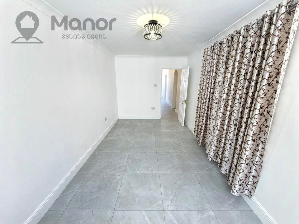 Cardinal Drive, Hainault, IG6 2SJ image 15