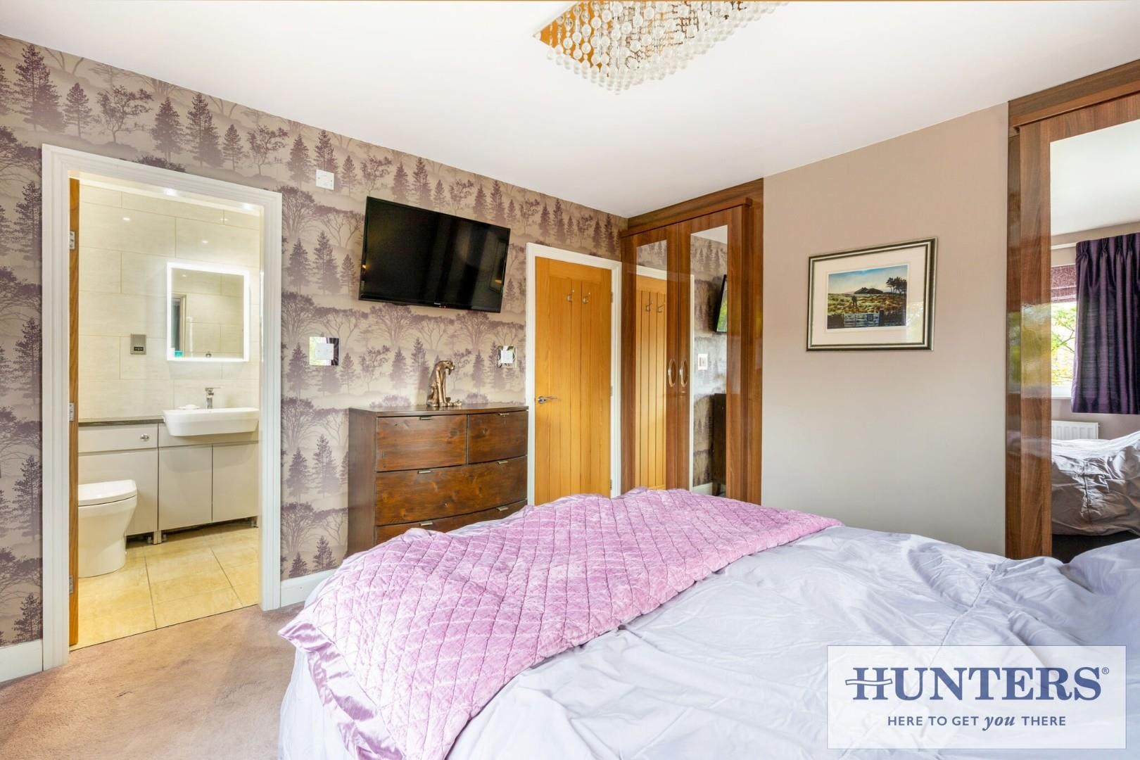 Harrogate Road, Rawdon, Leeds image 18