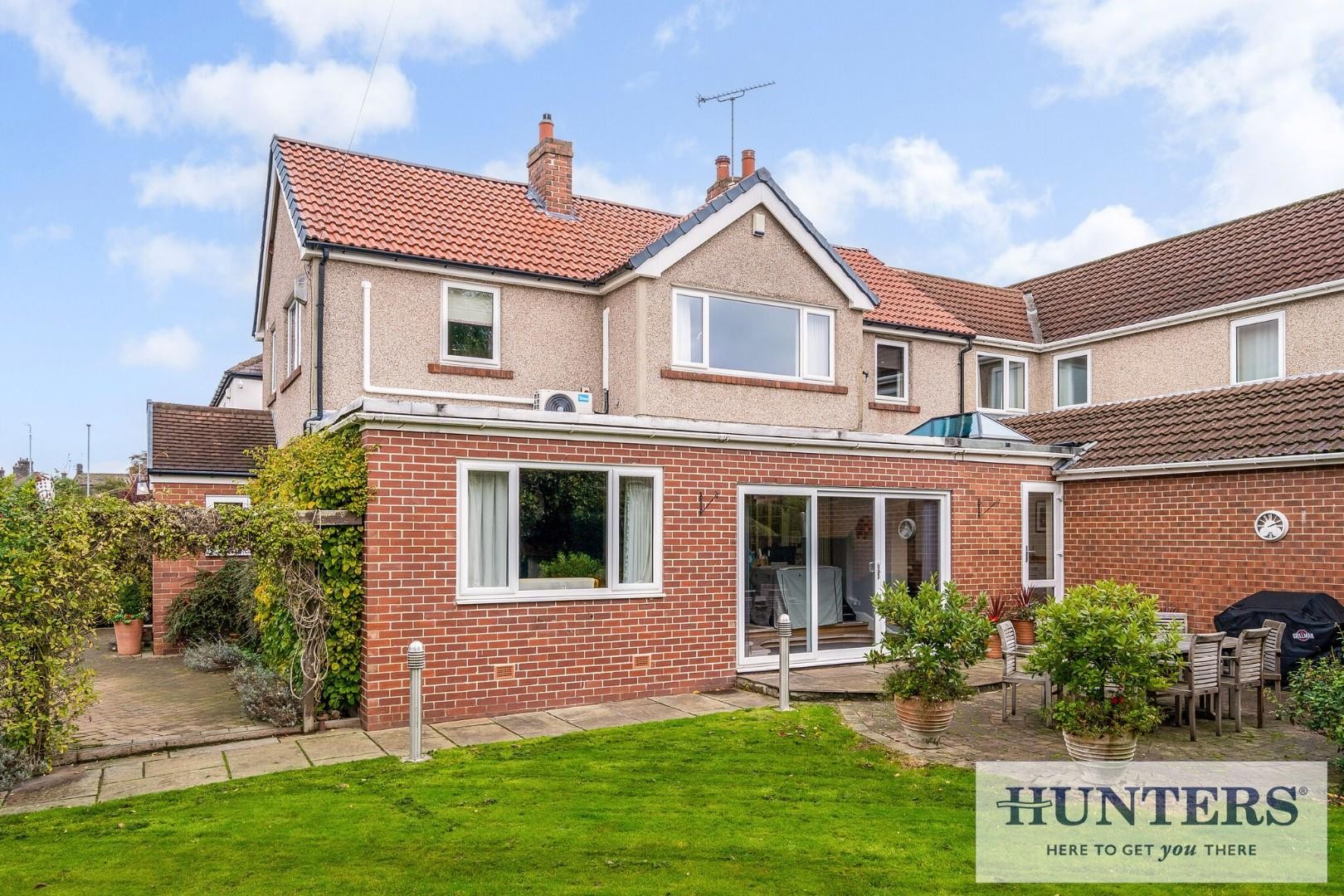 Harrogate Road, Rawdon, Leeds image 22
