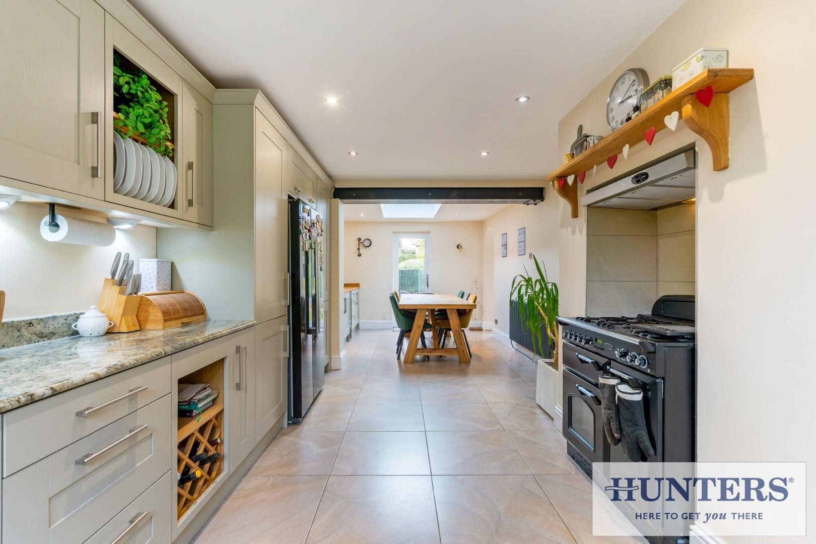 Harrogate Road, Rawdon, Leeds image 5